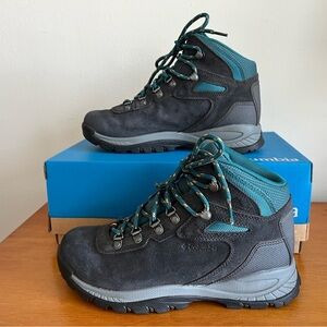 Columbia Newton Ridge Plus Waterproof Amped Leather Hiking Boots Grey/Teal 7W